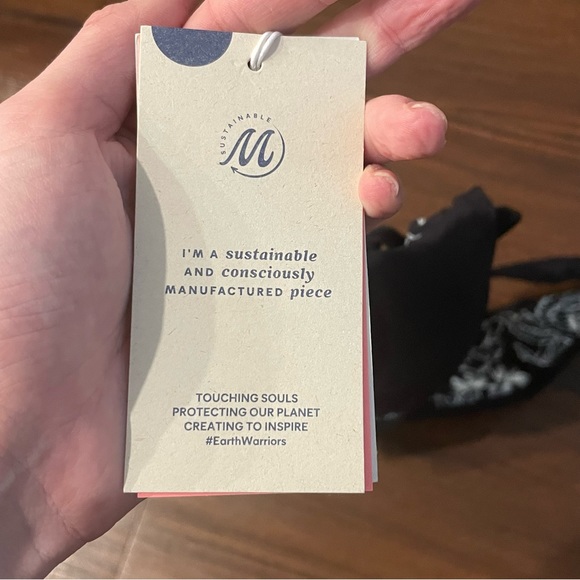 NWT Maaji Parade Reversible Triangle Bikini Top - Picture 7 of 8